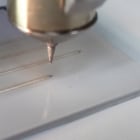 Machine d’impression 3D utilisée pour fabriquer de l’électronique imprimée.