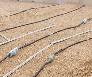 Labors für Verbinder, Kabelschuhe und Kabelklemmen